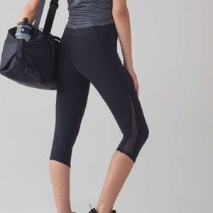 Lululemon Train Times Crop in Black